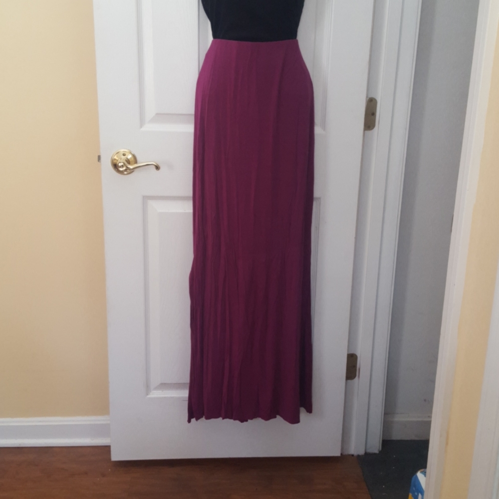 Old Navy long skirt